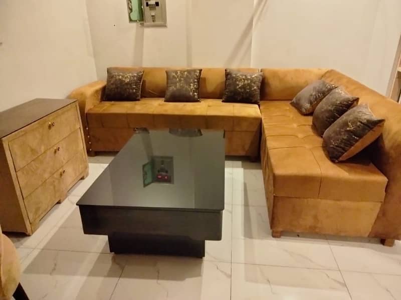 1 BEDROOM BRAND NEW APARTMENT FOR RENT IN BAHRIA TOWN LAHORE 1