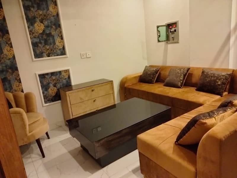 1 BEDROOM BRAND NEW APARTMENT FOR RENT IN BAHRIA TOWN LAHORE 4