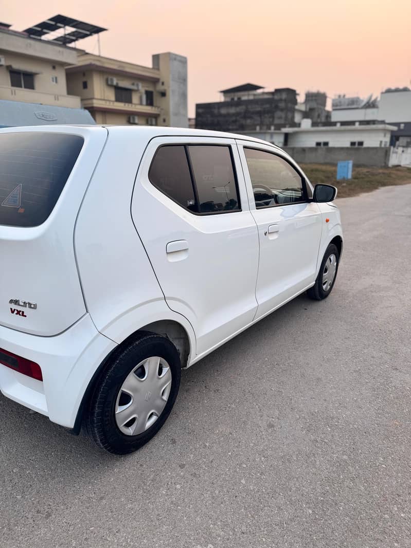 Suzuki Alto VXL AGS 2023 4