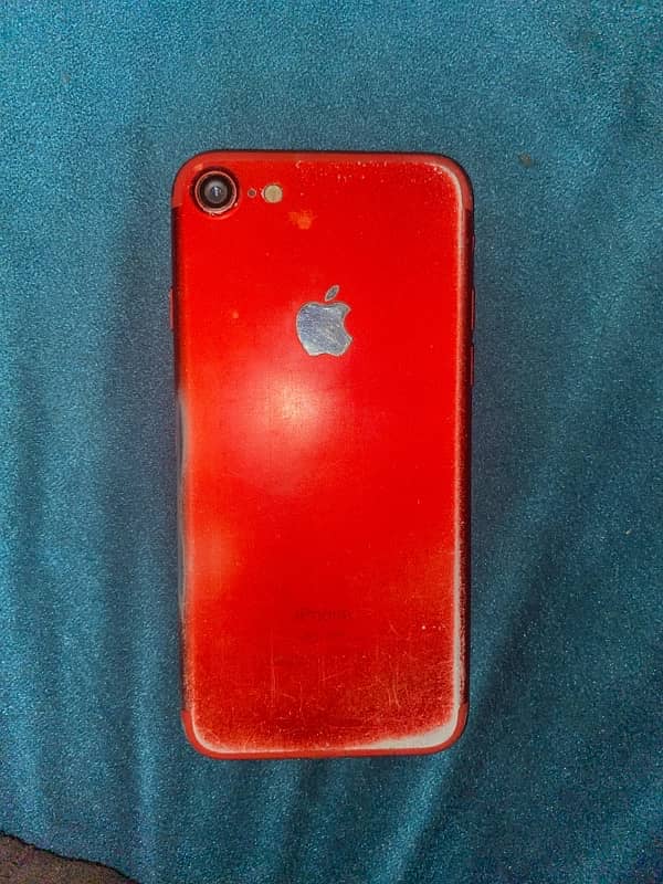 iphone 7 red colour 32gb pta approved 2