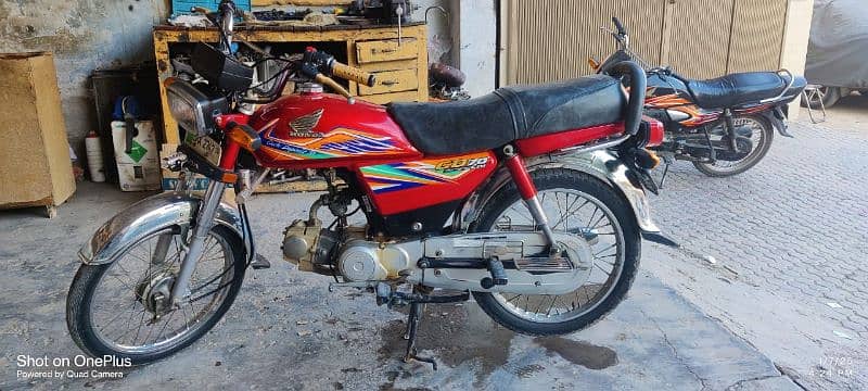 Selling Honda CD 70 6