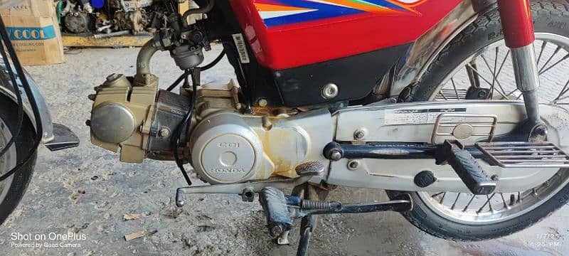 Selling Honda CD 70 9