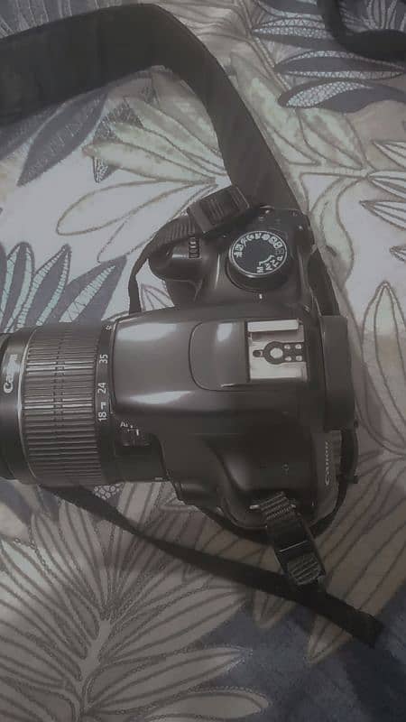 CANON 1200D with 18.55 lens 1