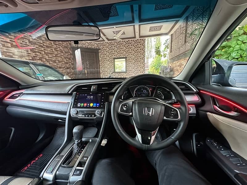 Honda Civic Oriel 2018 5