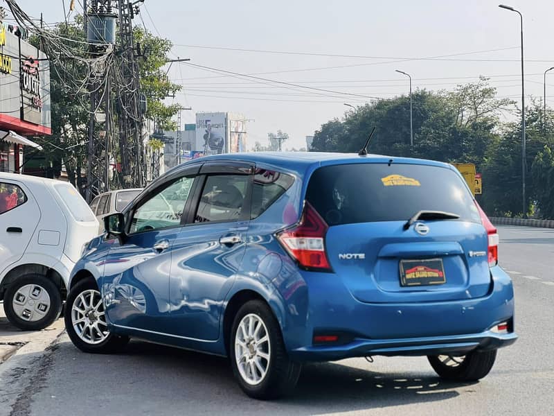 Nissan Note E Power 2017 11