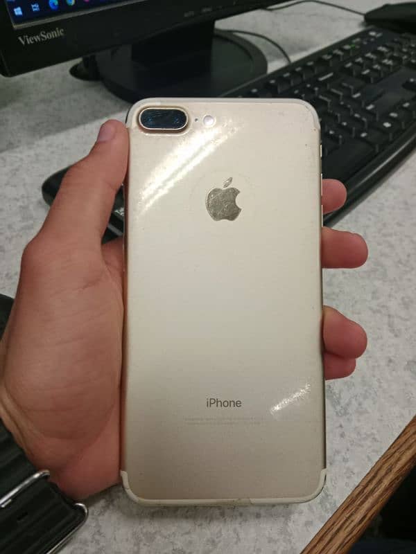 Apple Iphone 7 plus 32 gb non pata 0