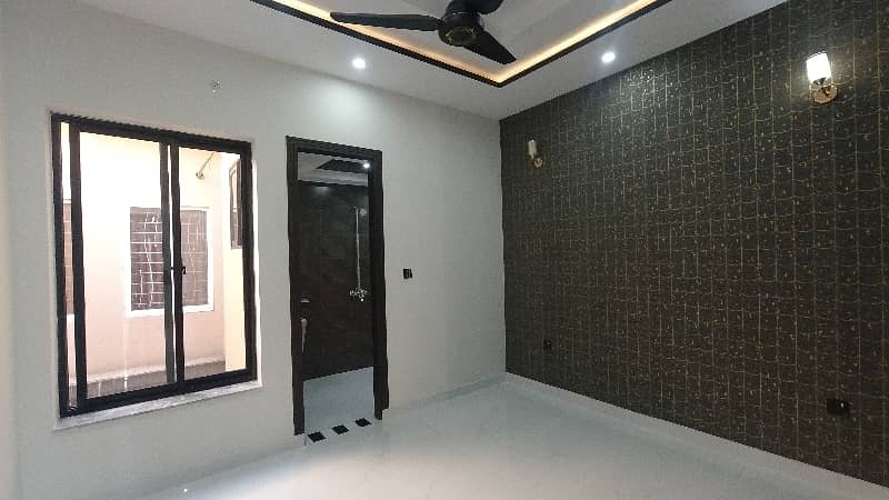 5 Marla House For sale In Bismillah Housing Scheme 18