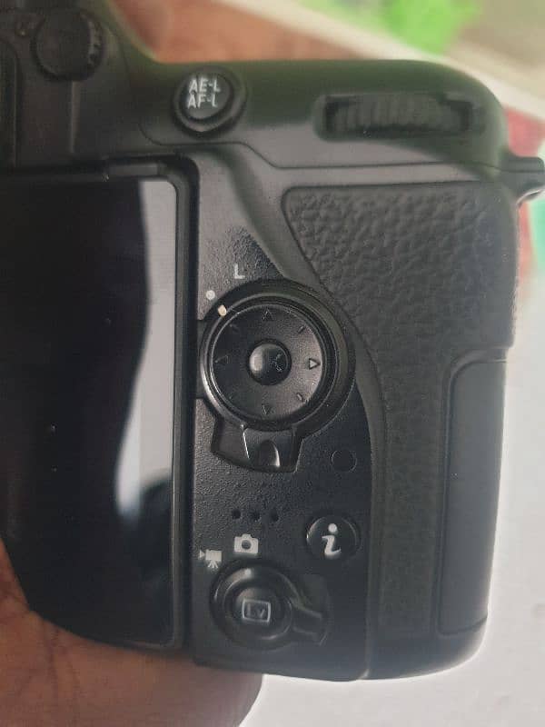 Nikon d 7500 body 10/10 5