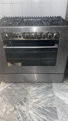 heating range with oven