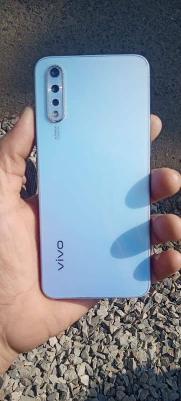 vivo s1 4=128 1