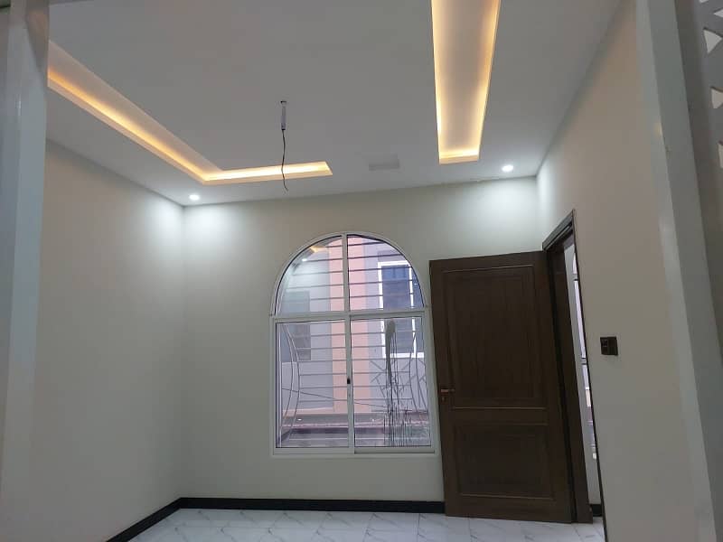 Fresh House In Sufyan Garden Investor Rate. 6