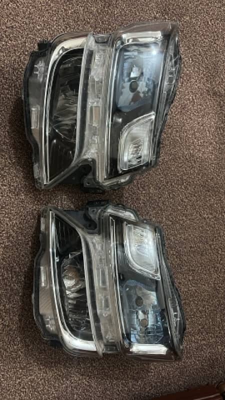 Suzuki Wagon-R , Head Lights 1