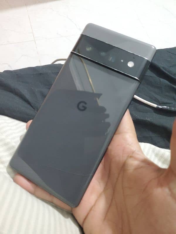 giogle 6pro panel sirf neche sa thora chal rhaa gir gya tha set nonpta 5