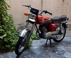 Honda 125 1st owner Total Genuine Antique self Purchased