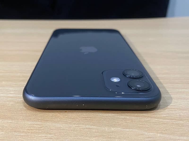 iPhone 11 | 64 GB | 89% BATTERY | JV | BLACK 6