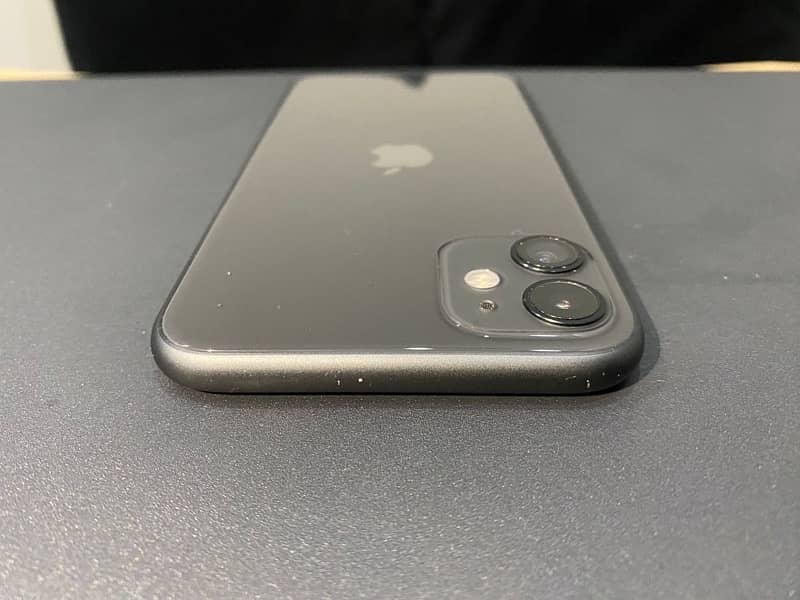 iPhone 11 | 64 GB | 89% BATTERY | JV | BLACK 13