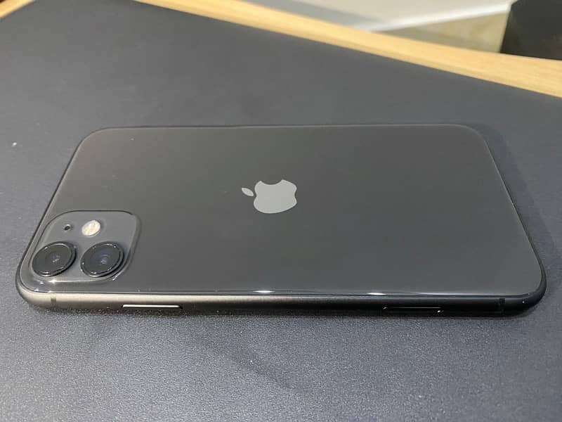 iPhone 11 | 64 GB | 89% BATTERY | JV | BLACK 15