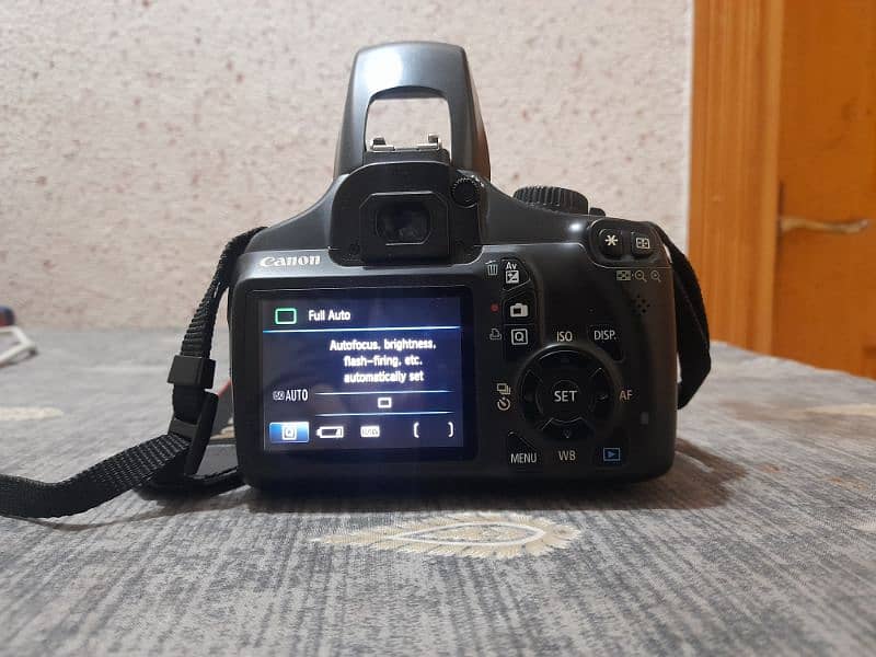 Canon 1100D 2