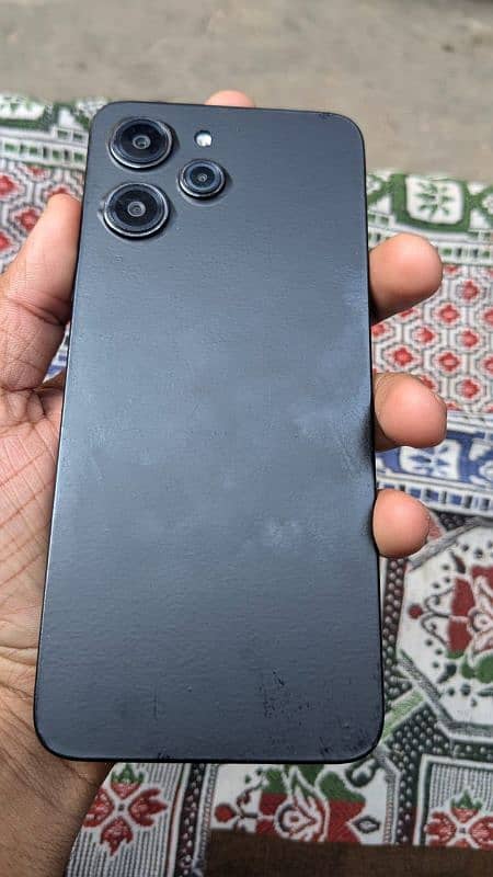 Redmi 12 8/128gb 2 mnth warrenty avail hai abi 3