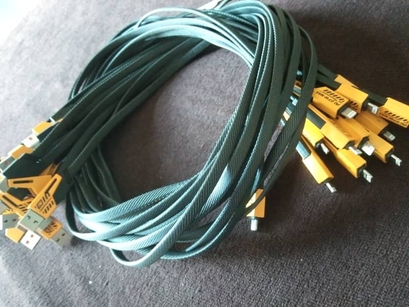 4 Pins in Single Wire latest Data Cable 2