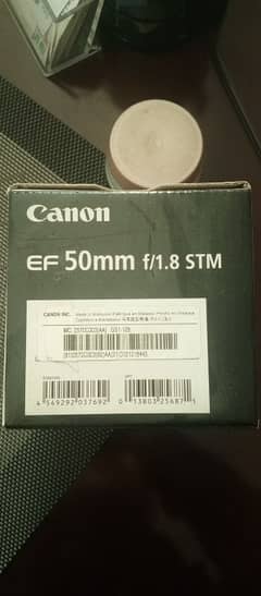 Canon EF 50mm f/1.8 STM