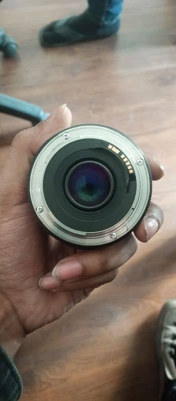 Canon EF 50mm f/1.8 STM 2