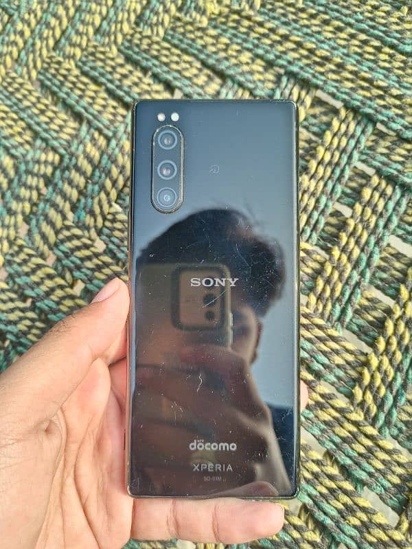 Sony Xperia 5 mark 1 6