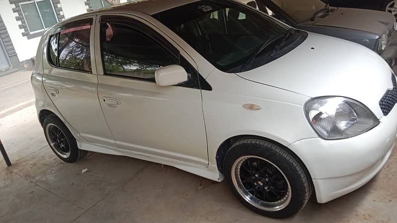 Toyota Vitz 2001 1.3 CC Engine 9