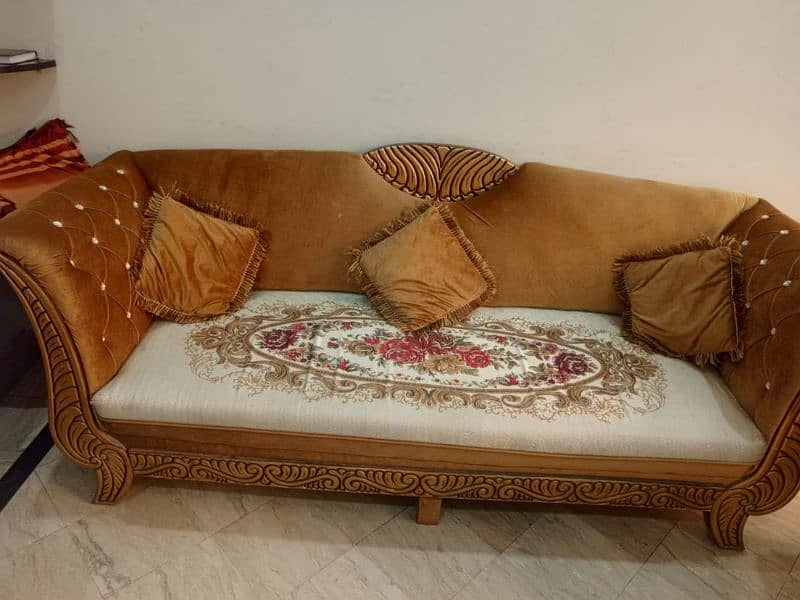 sofa set sir month used 2