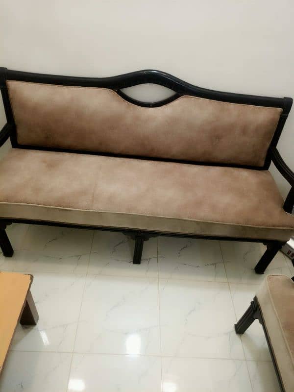 Beautiful sofa set used but like new fancy style 6