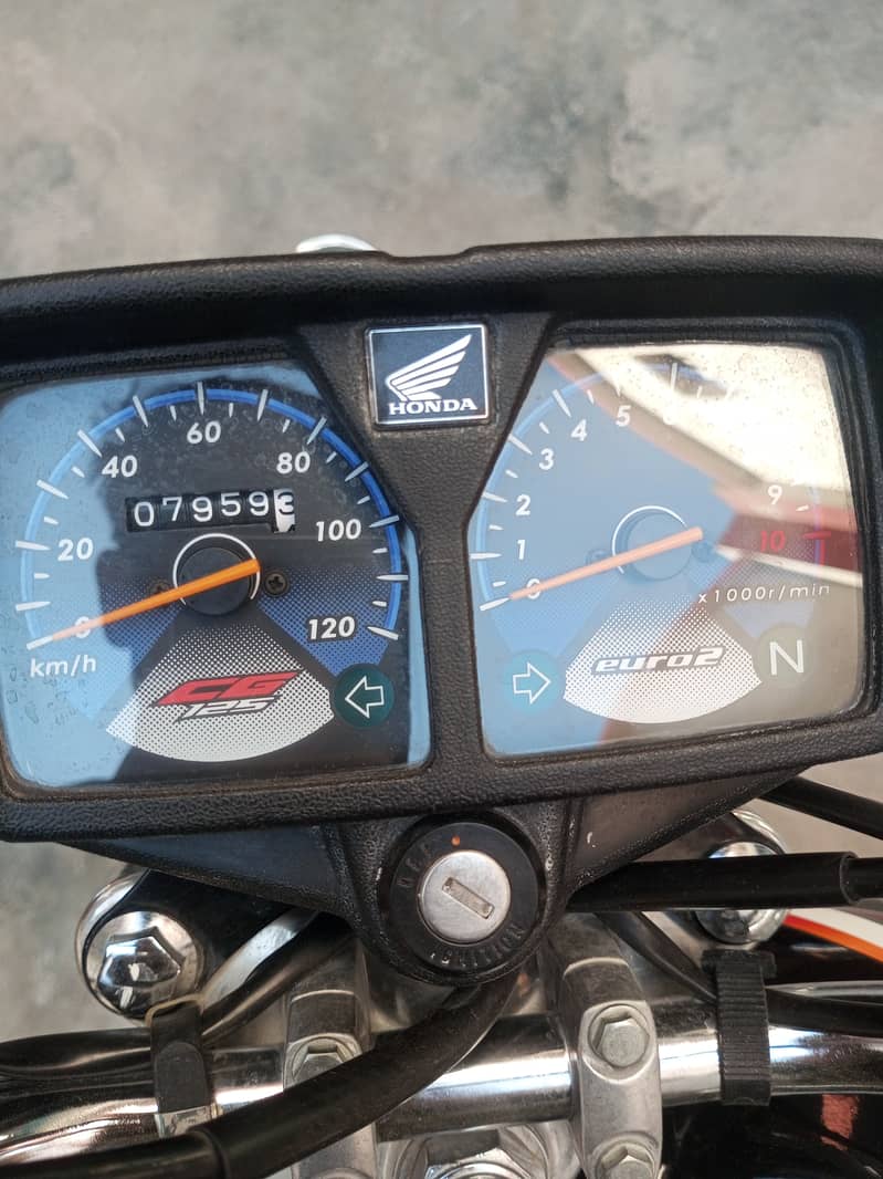 Honda CG 125 2022 kohat number 4