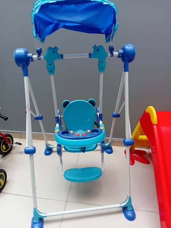 baby swing. . condition 10/10. . 1