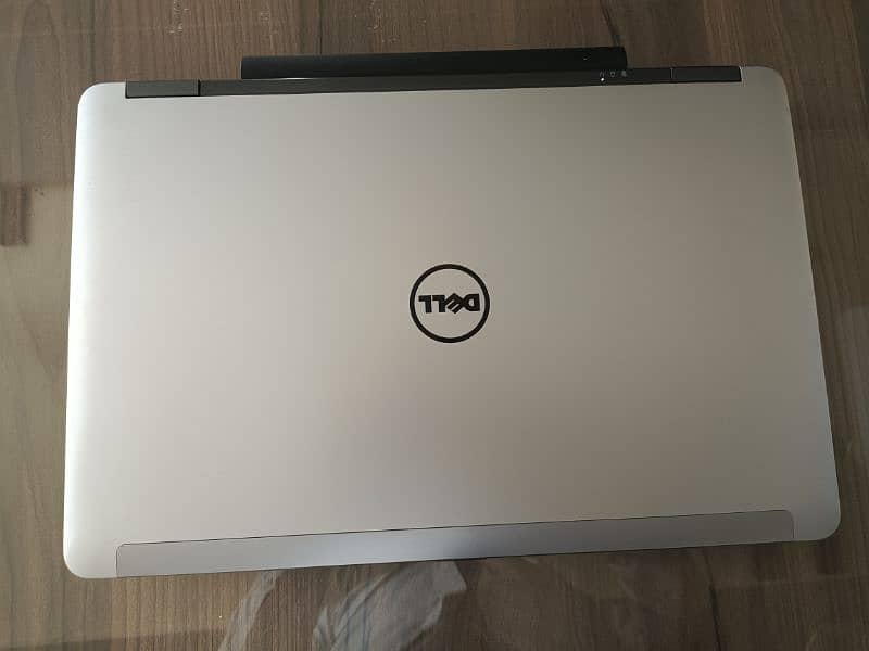 DELL PRECISION M2800 1