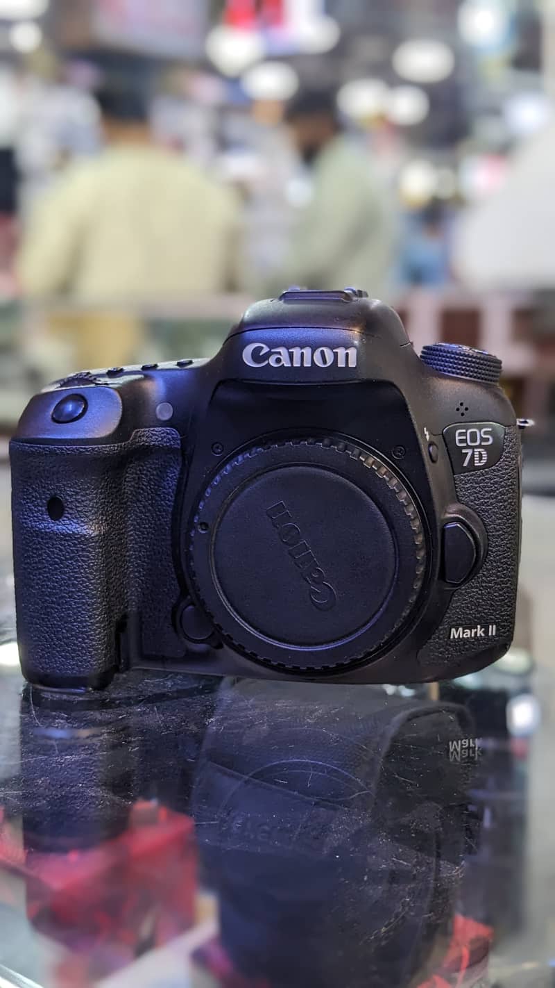 Canon 7D Markii Contact 03212306356 5