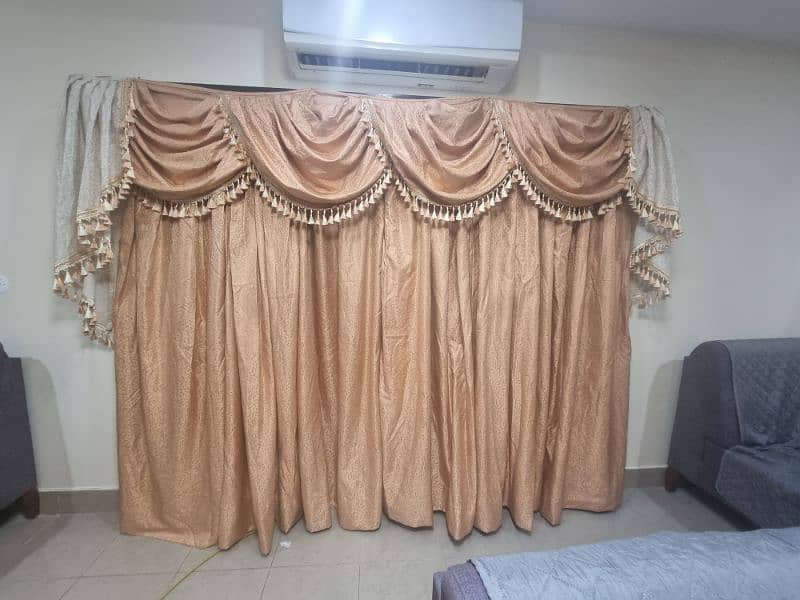 Beautiful Slightly use 2 pieces curtains / Luxury curtain 1