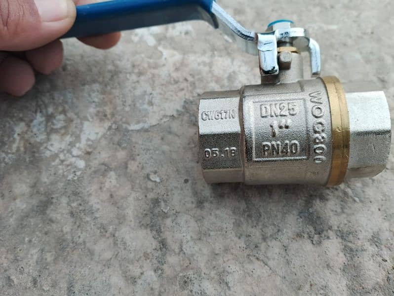 1" brass ball valve 4