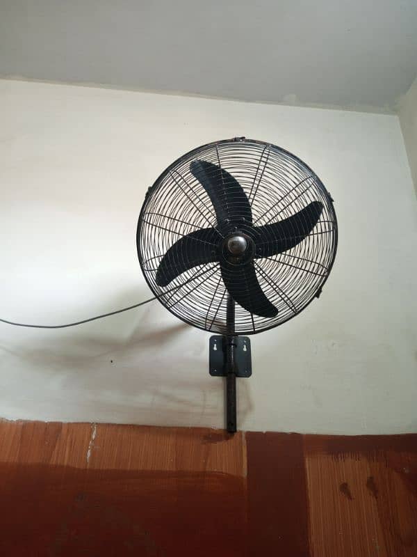 Rado Bracket Fan 20" 220v 0