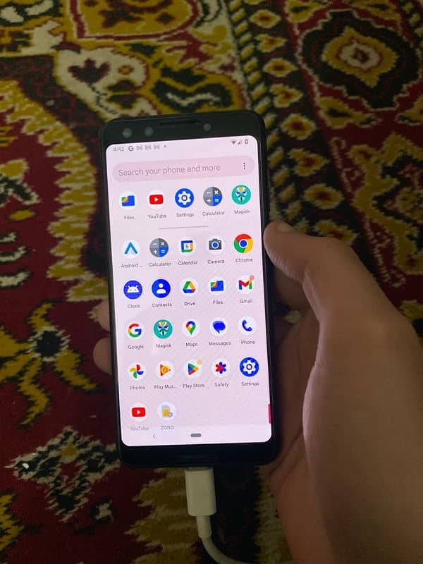 (New condition Google pixel 3) 4gb ram 64 gb memory snap dragon 840 2