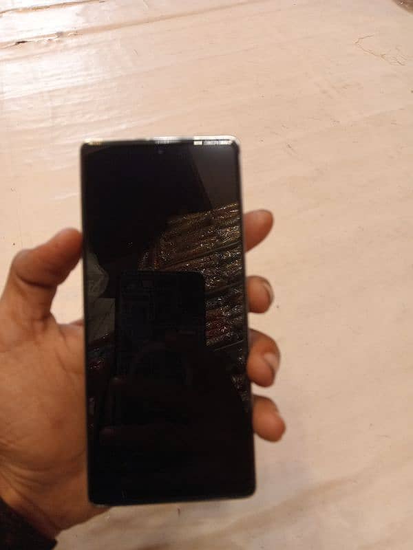 Infnix note 40 mobile 10.10 condition panel ma -don Hain bas 0