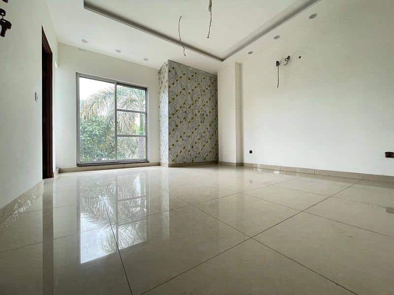 Independent luxury house for rent near UMT 1