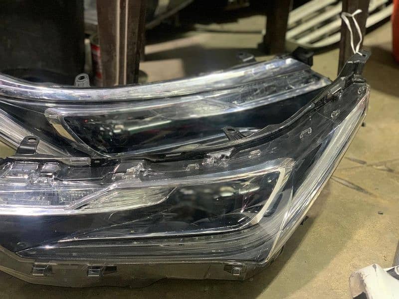 Toyota Corolla grande x 2022  model headlight available 2