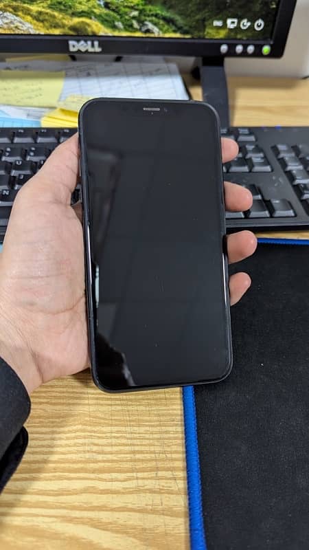 IPHONE XR Official PTA APPROVED 2