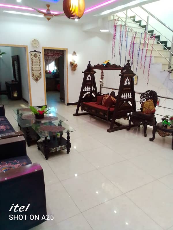 Spacious 8 Marla House in Sector N, Prime Location Near Park & Commercial Area 4