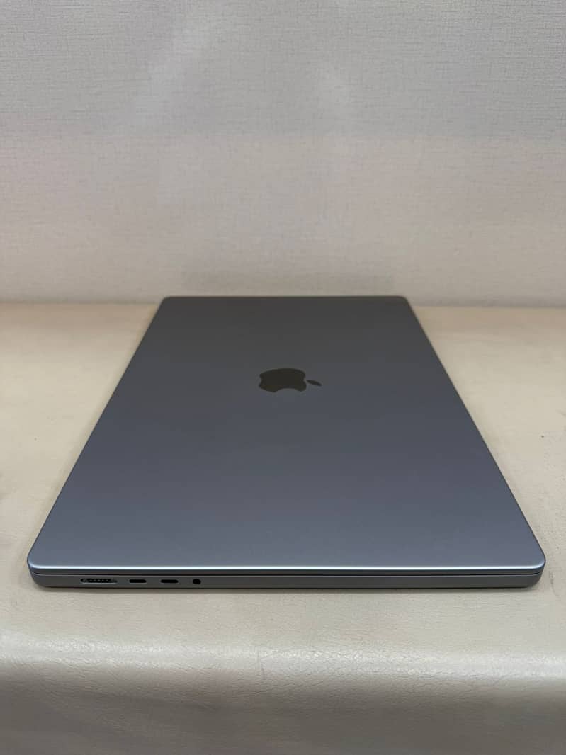 Apple MacBook Pro M2 MAX 16.2" ( 64GB/4TB ) MacBook 2023 Laptop 6