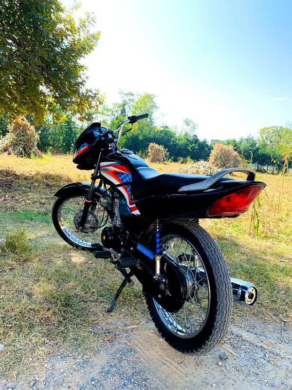 Honda CG 125 Dream 4