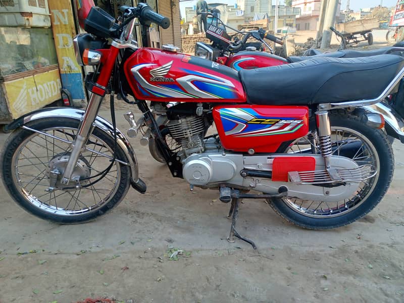 Honda 125 22 model 2