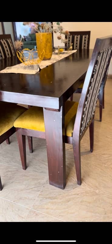 dining table with six chairs 4