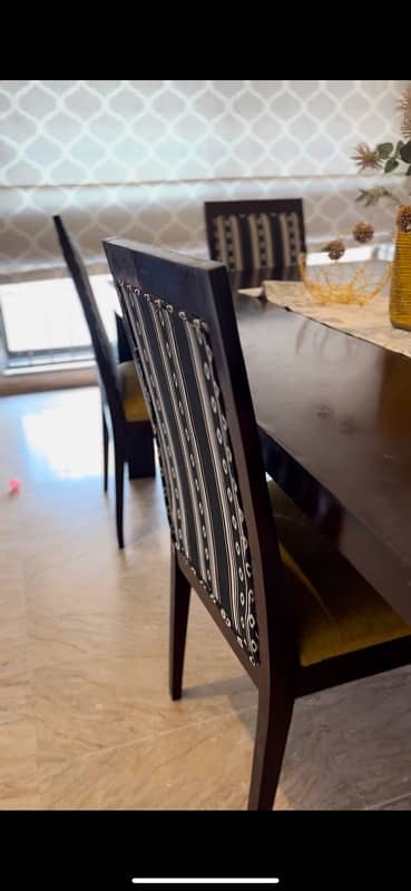 dining table with six chairs 5