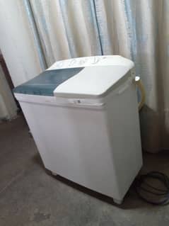 Dawlance washing machine &dryer (DW 5200)