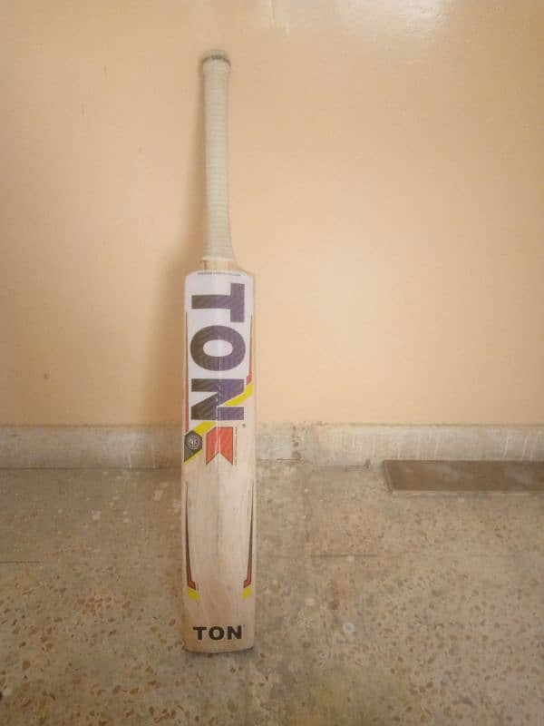 Ton hard ball cricket bat 1